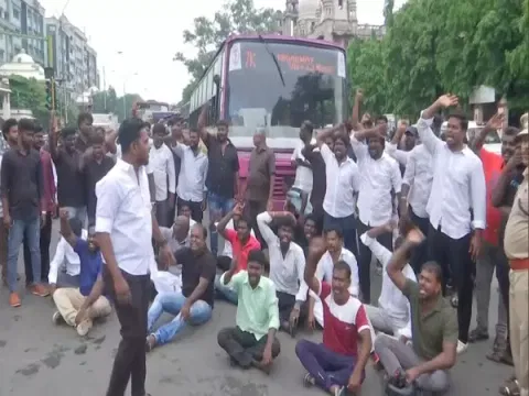 BSP supporters stage a protest in Chennai (Photo/ANI)