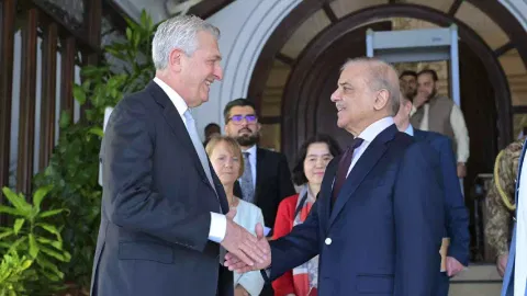 UNHCR Chief and Pakistan's PM Shabaz Sharif