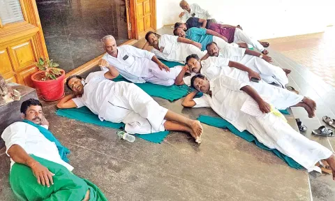 Farmers protesting in Thanjavur