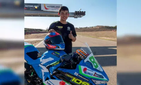Rider Kavin Quintal