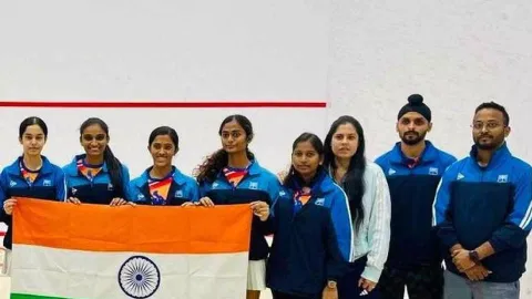  India continued their fine run at the World Junior Squash Championships