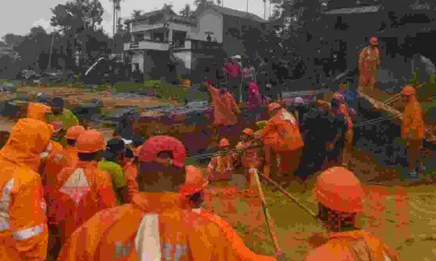 Toll in Wayanad landslides rises to 45