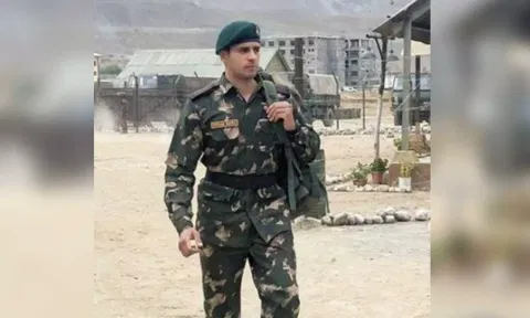 Sidharth Malhotra (IANS)