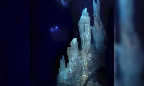 Evolutionary leap: Ship brings clues to life’s origins from ocean’s ‘Lost City’