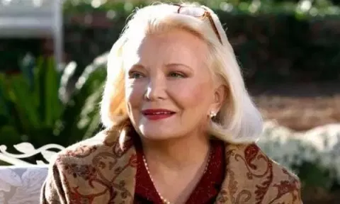 Gena Rowlands in a still from 'The Notebook' (Image source: YouTube/@WarnerBrosPictures)