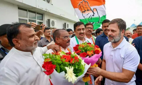  Congress leader Rahul Gandhi being welcomed upon his arrival, in Amethi (PTI)