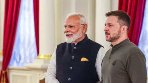 Prime Minister Narendra Modi with Ukrainian President Volodymyr Zelenskyy (PTI)
