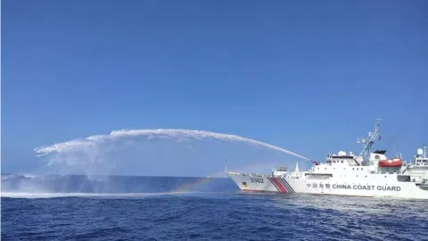 Chinese Coast Guard ship (AP)