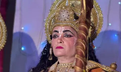 Sushil Kaushik, a 56-year-old man died after he suffered a heart attack on stage while performing the role of Lord Rama at a Ramlila (X) 