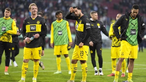Dortmund players (AP)