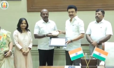 Health Minister Ma Subramanian handed over two awards to CM Stalin (X)