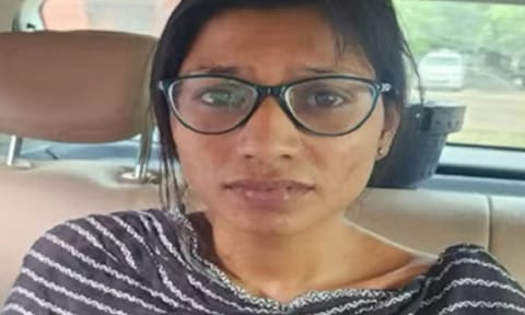 K Esther alias Meena (28) of Kovilambakkam 