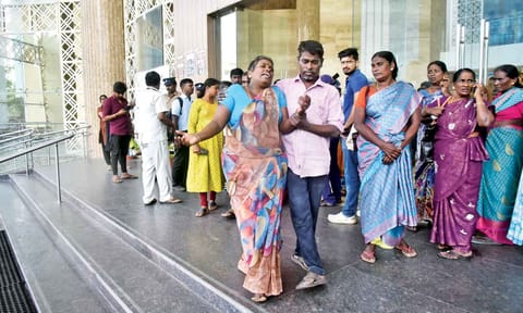 Relatives of the deceased at the KCSSH, Guindy on friday