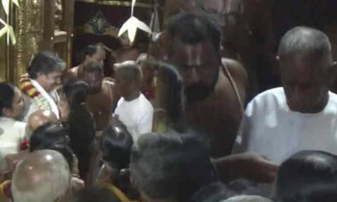 Ilaiyaraaja denied entry to sanctum sanctorum in Srivilliputhur Andal temple (Daily Thanthi) 