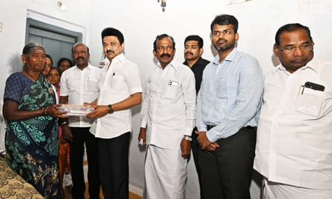 Chief Minister MK Stalin gives away the medical kit to the two croreth beneficiary in Erode