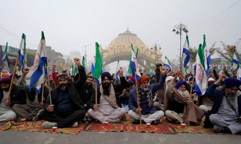  A farmer during the statewide 'bandh' called as part farmers' ongoing protest, in Amritsar (PTI)