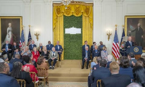 US President Joe Biden presented US' highest civilian award (X)
