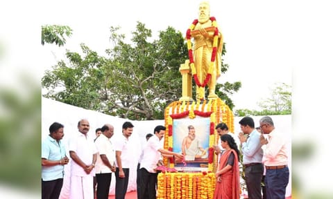 CM Stalin, Deputy CM Udhayanidhi, and other ministers paid floral tributes to the portrait of Thiruvalluvar at Kamarajar Salai