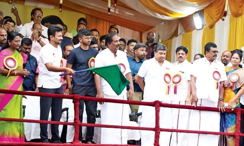 Udhayanidhi flags off jallikattu event at Alanganallur in presence of ministers and officials on Thursday (Photos: Hemanathan M) 