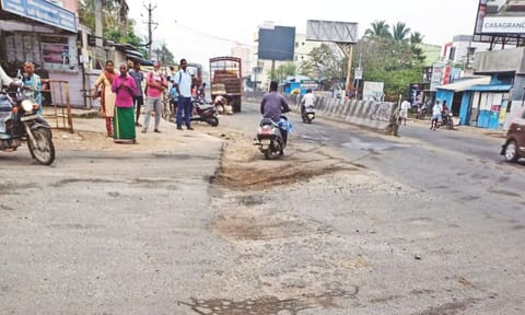 The Ponmar junction on Medavakkam-Mambakkam Main Road in a bad shape 