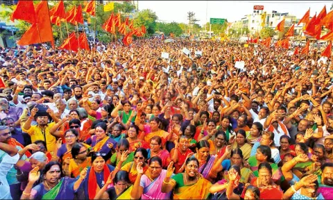 Thiruparankundram row: 195 people booked for staging protest inside Murugan temple premises