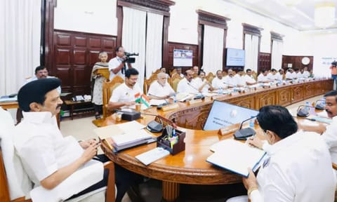 Visuals from Tamil Nadu cabinet meeting 