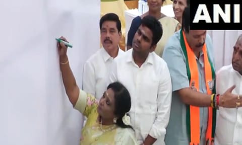 Tamil Nadu BJP president K Annamalai, party leader Tamilisai Soundararaja and other leaders took part in campaign (ANI) 