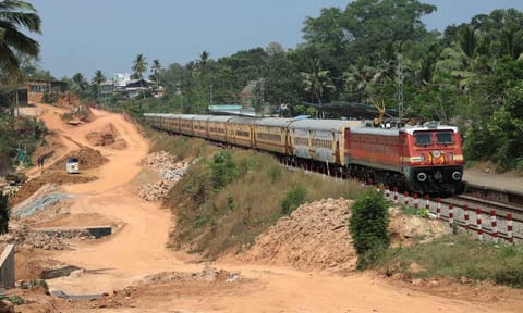 An image of a train used for representative purposes