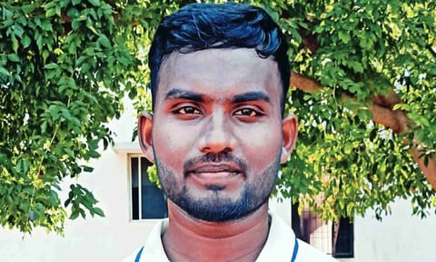 Tamizhdhasan