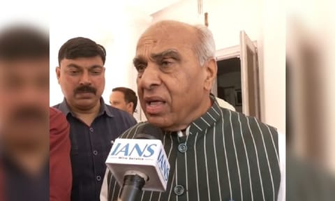  Jagdambika Pal