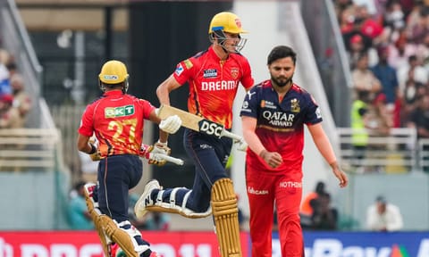  Punjab Kings' Marco Jansen and Shashank Singh run between the wickets during an Indian Premier League (IPL) 2025 T20 cricket match between Punjab Kings and Royal Challengers Bengaluru (PTI)