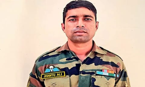 Paratrooper Jhantu Ali Sheikh, who laid down his life while fighting terrorists in Jammu and Kashmir's Udhampur district (X)