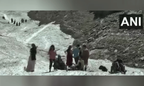 Visuals of tourists in Bhaderwah (Photo/ANI)