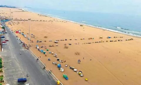Marina Beach 