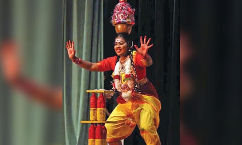 Karagattam performance 