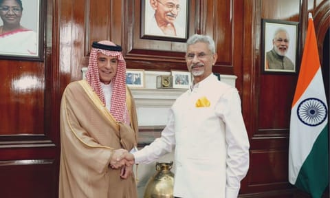 Saudi Arabia's Minister of State for Foreign Affairs Adel Aljubeir, left, External Affairs Minister S Jaishankar, right (X @Dr.S Jaishankar) 