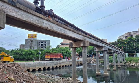 Work begins on high-level bridge at Padi Kuppam (Credit: Hemanathan M)