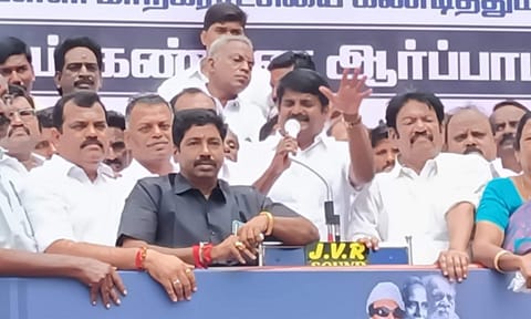 AIADMK cadre staging a protest in Tiruchy against the delay in the Panjapur IBT project, on Thursday 