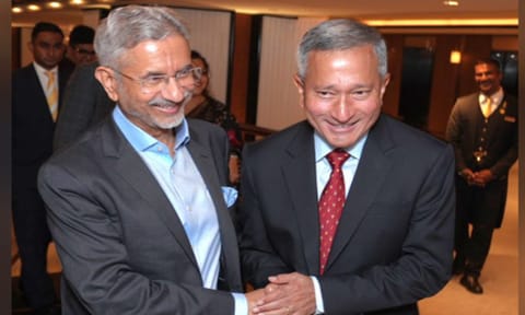  External Affairs Minister S Jaishankar, Singapore's Minister of Foreign Affairs Vivian Bala (ANI) 