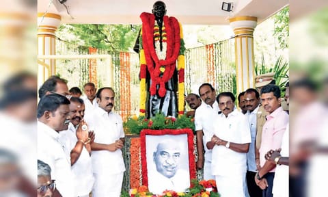 Ministers paying tributes to Kamaraj in Virudhunagar on Tuesday 
