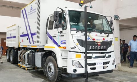 New rubber removal machine at Chennai Airport 