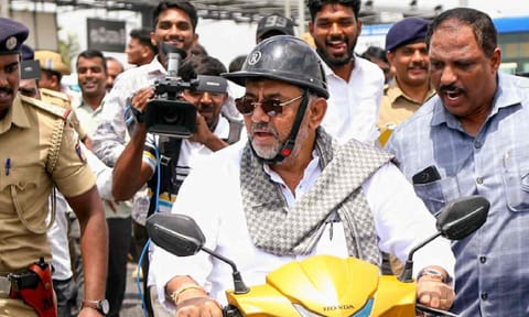 In this image released by @DKShivakumar via X on Aug, 5, 2025, Karnataka Deputy Chief Minister DK Shivakumar inspects the ongoing Hebbal flyover construction works, in Bengaluru. (PTI) 