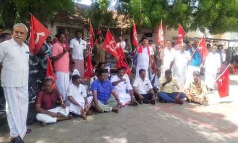 CPM members staging a protest in Tiruchy GH on Thursday 