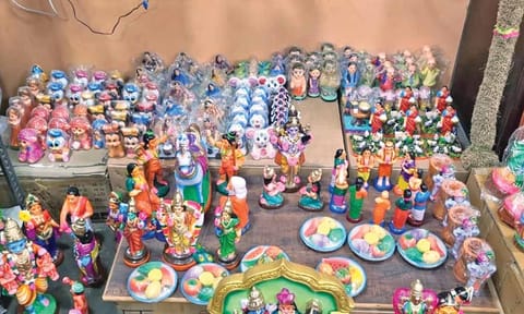 Trump tariff & suspension of parcel service crush Kanchi golu doll makers' dream