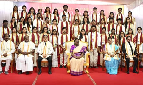 President Droupadi Murmu graced the convocation ceremony of the Central University of Tamil Nadu at Thiruvarur. 