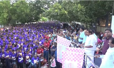TN Minister KN Nehru flags off 10th Kauvery Marathon in Trichy (Image/ANI)