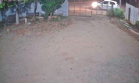 Video grab of car in which the couple had a dispute in Coimbatore