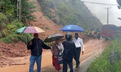 Floods and landslides in Sri Lanka (AP)