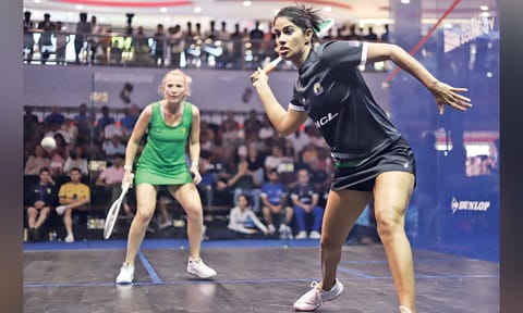 Joshna Chinappa in action during the opening game (Photo: Hemanathan M) 