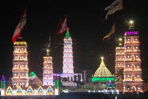 Hand over Nagore Dargah to trustees: HC to Wakf Board